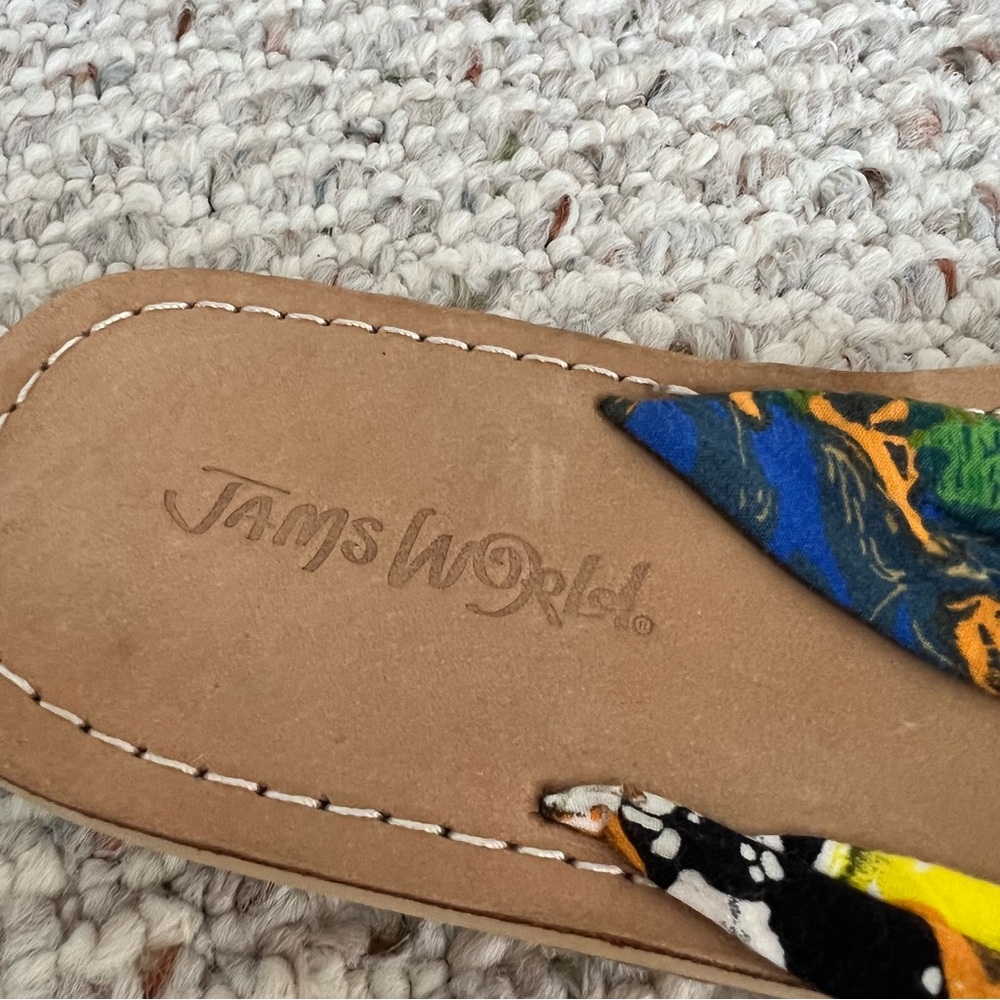 JAMS WORLD Jeweled Rhinestone Flip Flops Multi Color Tropical pattern - Picture 2 of 7